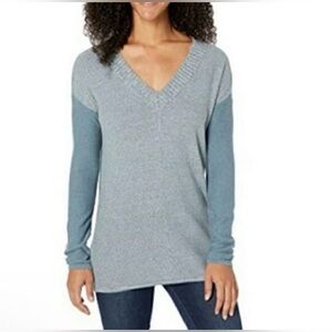 prAna Size M 100% Organic Cotton Cedros Blue V-Neck Sweater